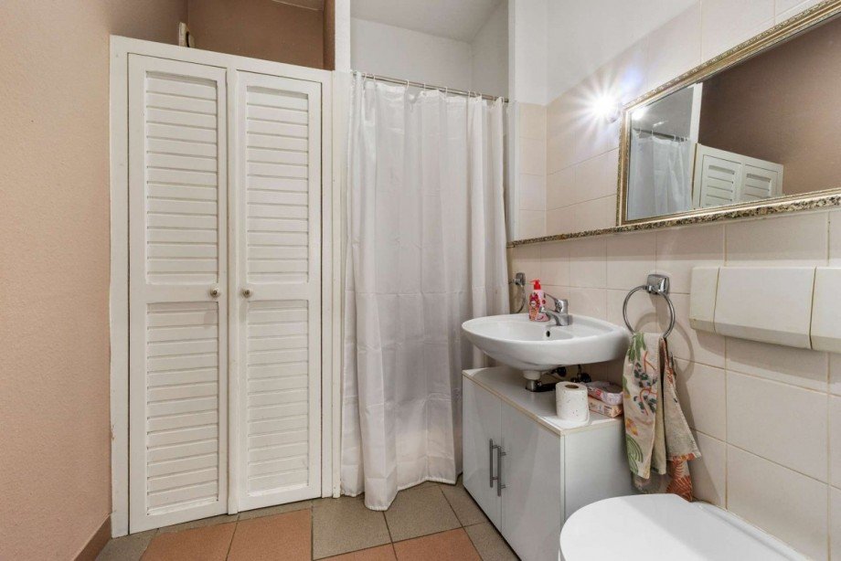 Badezimmer 2 Erdgeschosswohnung Hasselroth