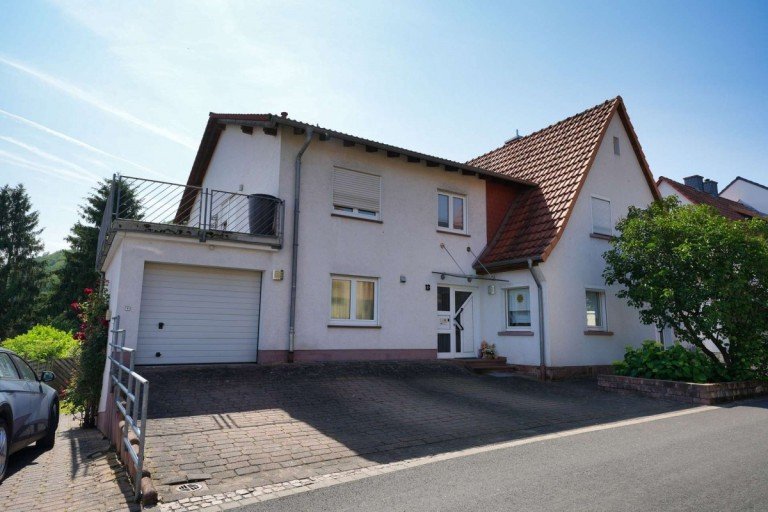 Au�enansicht Gelnhausen Wohnung 3 Zi.-Wohnung mit Terrasse und Gartenanteil in Gelnhausen-Haitz