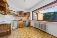 Bild (3a06f481117533b000dc839638241098): Gro�z�giges Mehrfamilienhaus mit Charakter, Substanz und vielf�ltigem Entwicklungspotenzial