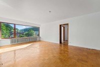 Bild (5274776b7ba8aa0dc0d4c36cb76e3a5d): Gro�z�giges Mehrfamilienhaus mit Charakter, Substanz und vielf�ltigem Entwicklungspotenzial