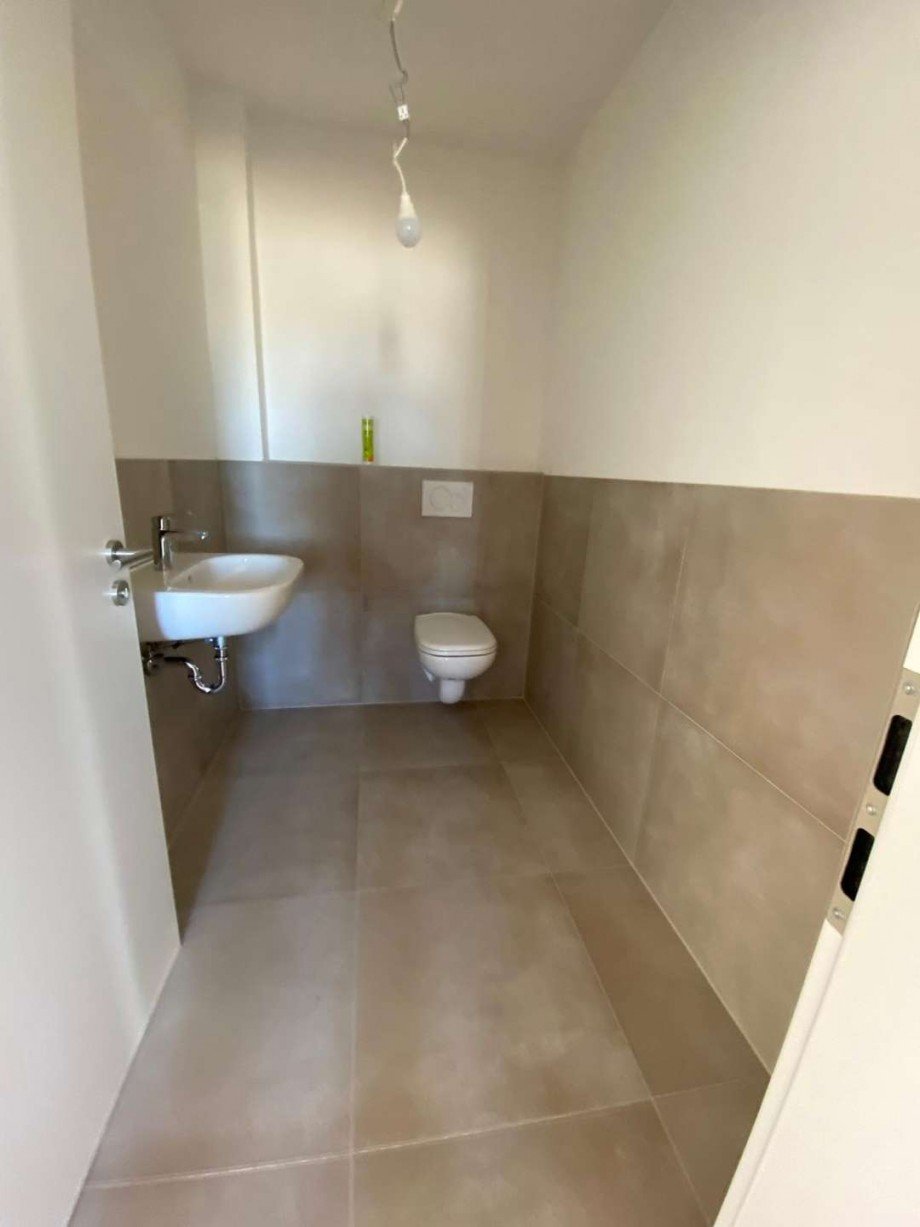 Badezimmer Doppelhaush�lfte Hasselroth