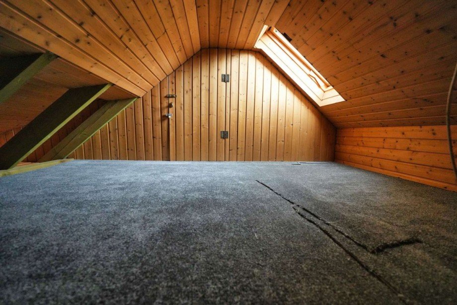 Praktischer Zusatzraum f�r flexible Nutzung im Arbeitszimmer Maisonettewohnung W�chtersbach