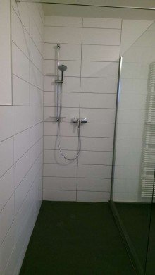 Dusche Gro�z�giges Mehrfamilienhaus mit Charakter, Substanz und vielf�ltigem Entwicklungspotenzial