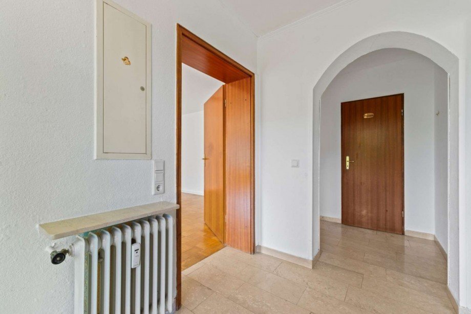Flur Mehrfamilienhaus Fl�rsbachtal