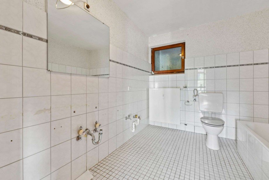 Badezimmer Mehrfamilienhaus Fl�rsbachtal